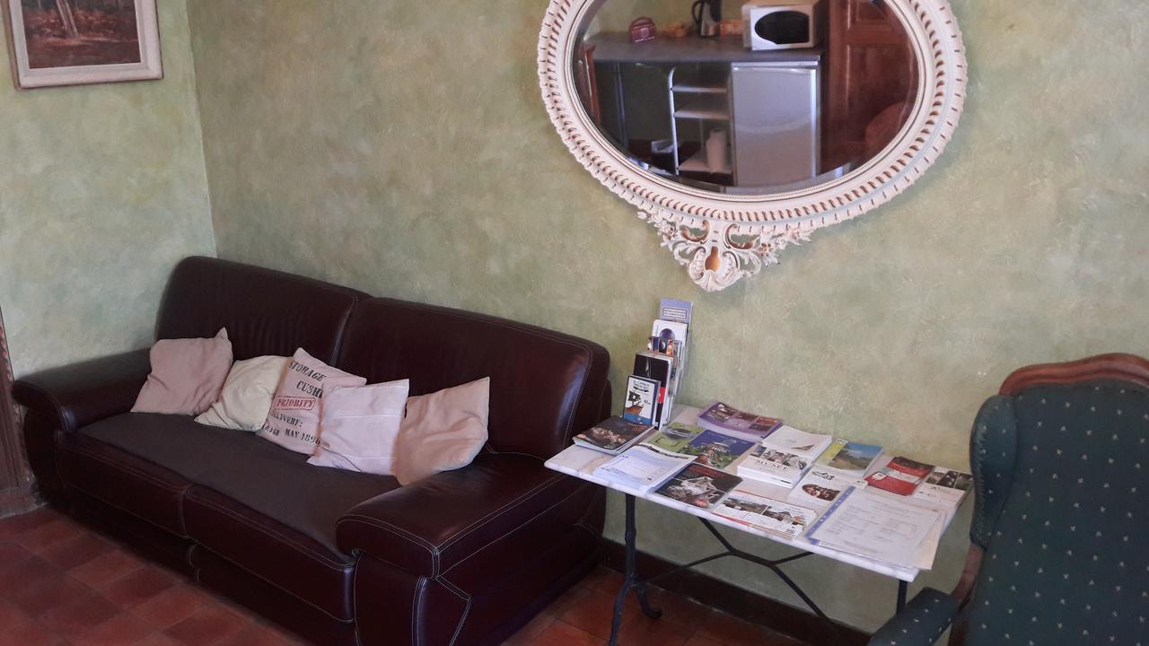 Golf De Teynac Bed & Breakfast Beychac-et-Caillau Bagian luar foto