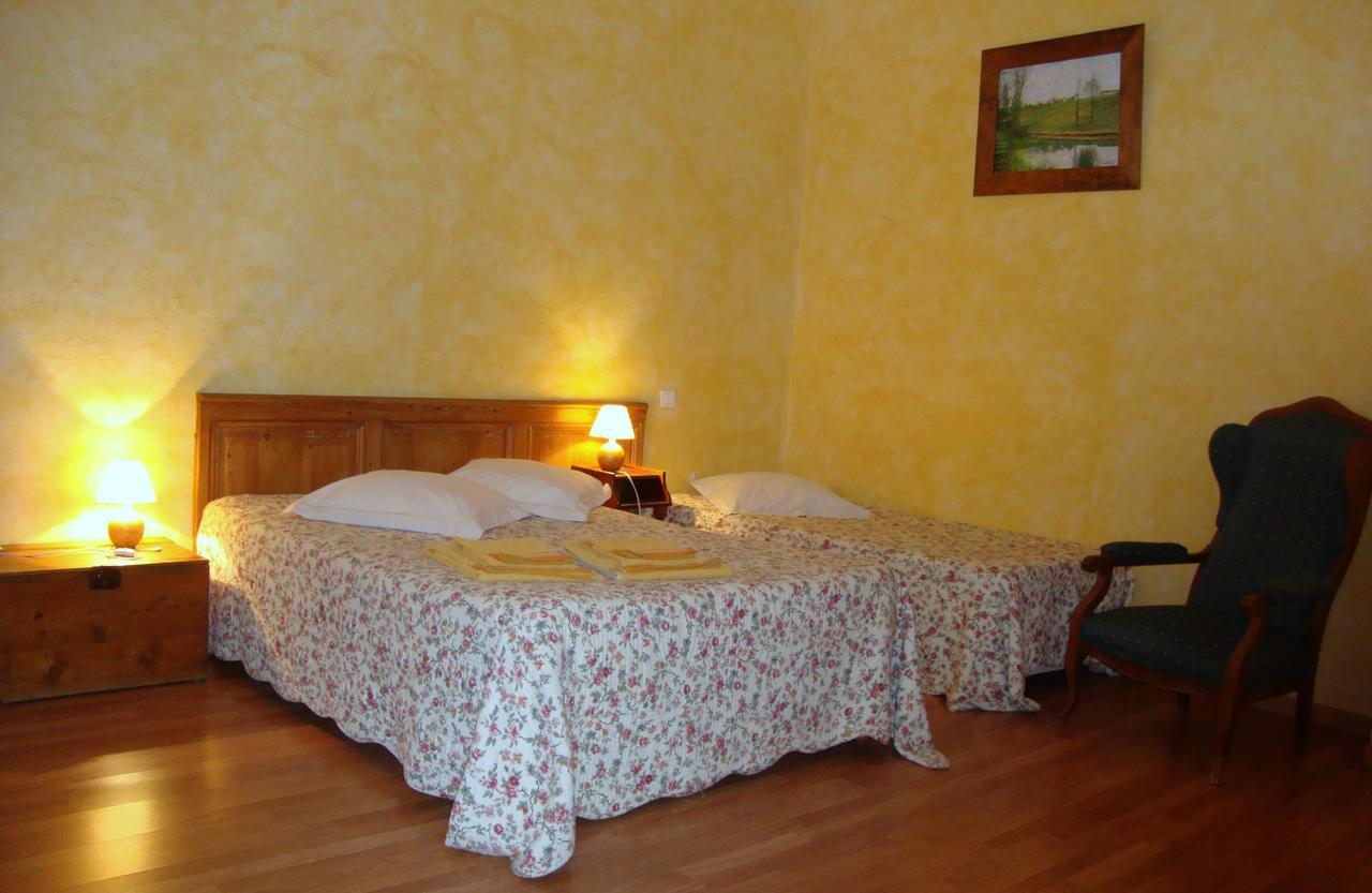 Golf De Teynac Bed & Breakfast Beychac-et-Caillau Bagian luar foto